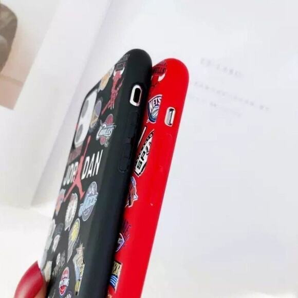 IPhone case, colors black and red, new - Picture 5 of 6